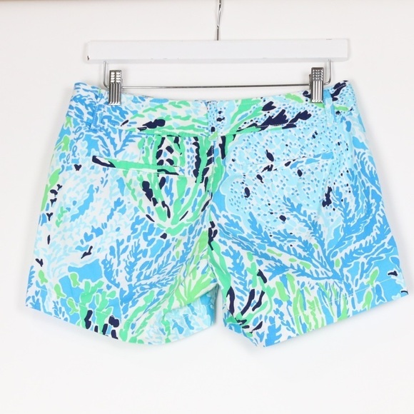 Lilly Pulitzer Callahan Short Let’s Cha Cha - Picture 4 of 6